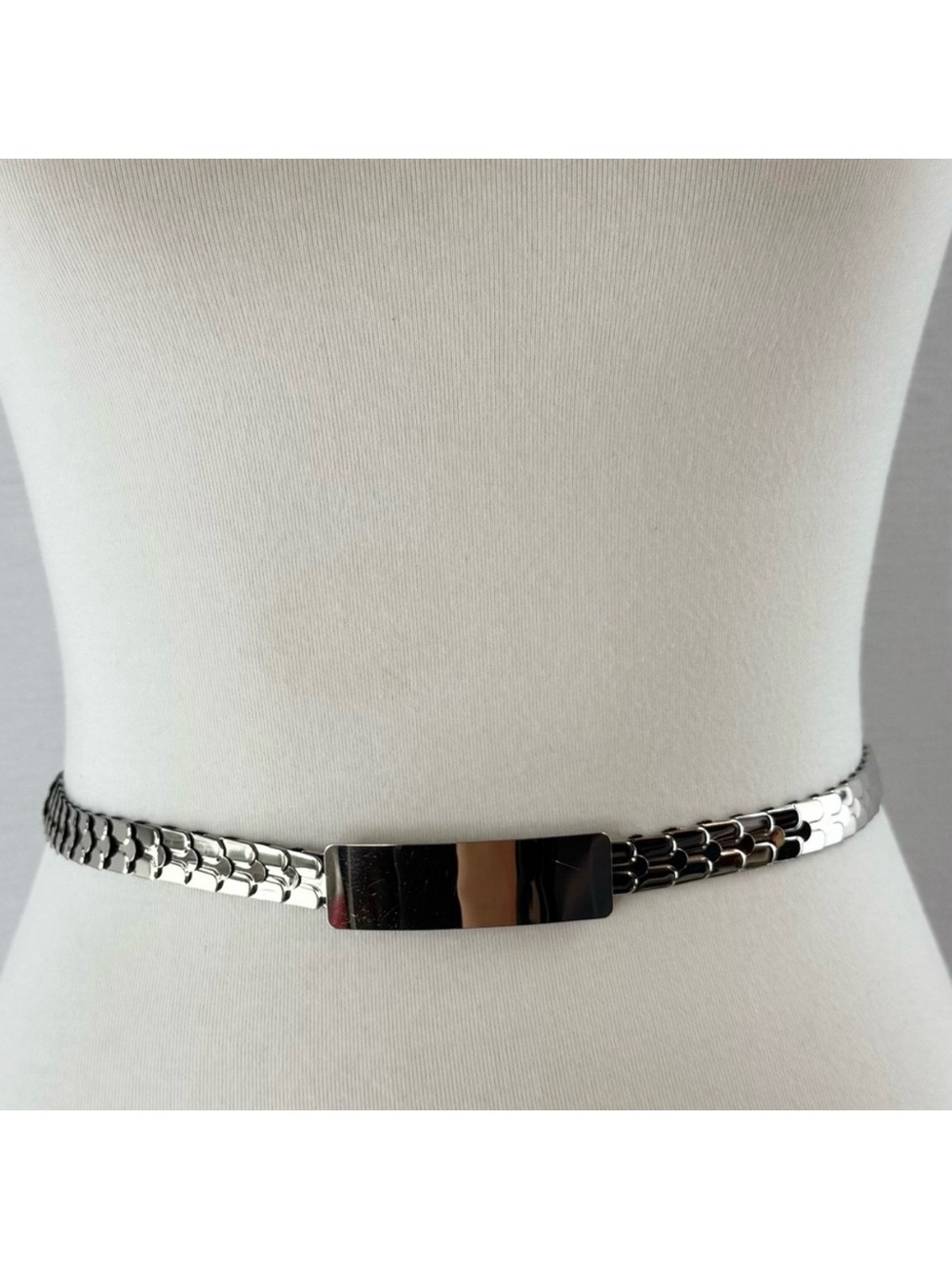 Vintage Silve-Tone Metal and Elastic Stretch Belt